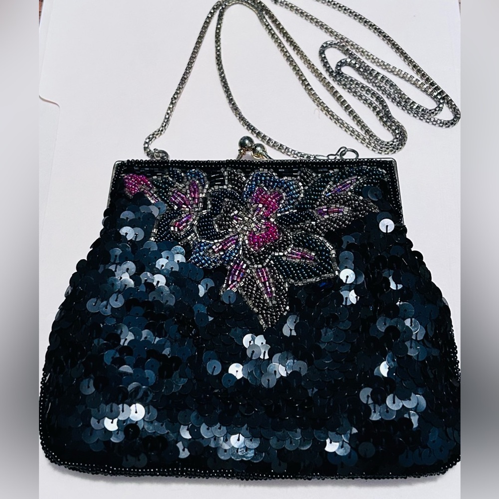 💥Vintage💥 Rare ‘80s La Regale Beaded Sequined Holiday Kiss-Close Clutch Purse - Picture 2 of 6